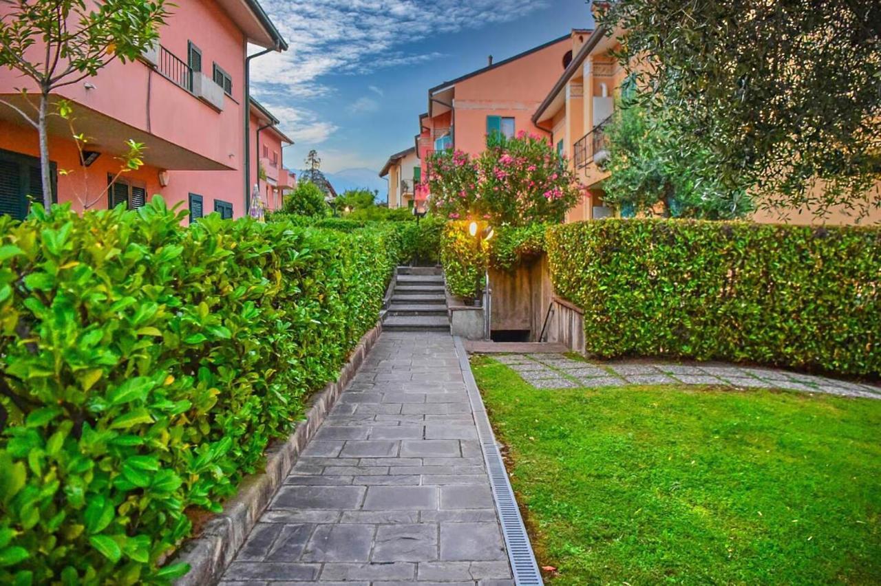 Casa Marina Bellagio Private Garden Villa Exterior photo